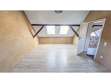 Foto 6 von 8 — Einfamilienhaus