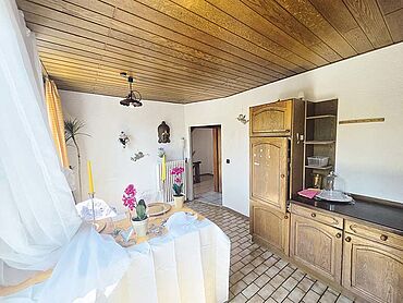 Foto 4 von 5 — Großzügige Eigentumswohnung mit Garten und vielseitigen Nutzflächen in Ingelheim