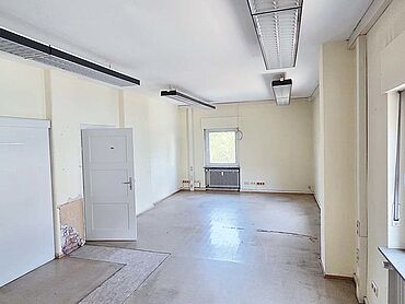 Foto 5 von 5 — Ehemaliges Zollamt in zentrumsnaher Lage