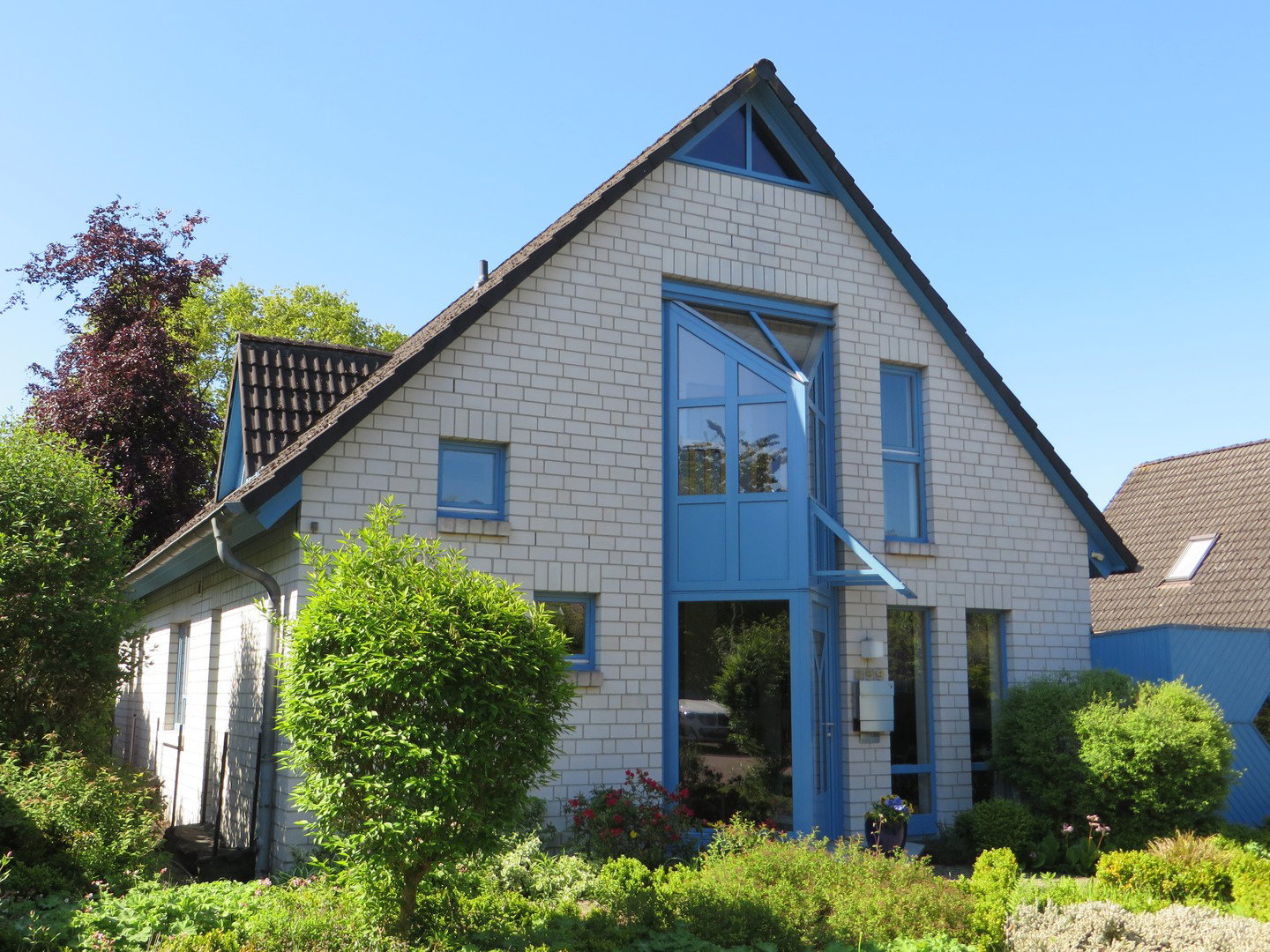 Foto 2 von 12 — Repräsentatives Architektenhaus zum Verlieben