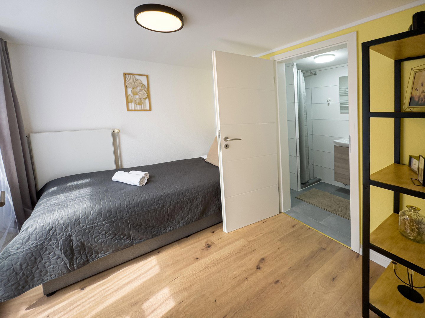 Foto 11 von 12 — Modernisiertes Endreihenhaus mit 2 Bädern und 2 Loggien – ideal für Eigennutzer oder Kapitalanleger