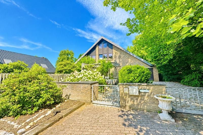 Foto 4 von 12 — Einfamilienhaus auf Traumgrundstück in WALDRANDLAGE in Hamburg Langenhorn