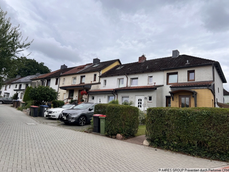 Foto 6 von 8 — Zwangsversteigerung von Reihenhaus in Hamburg