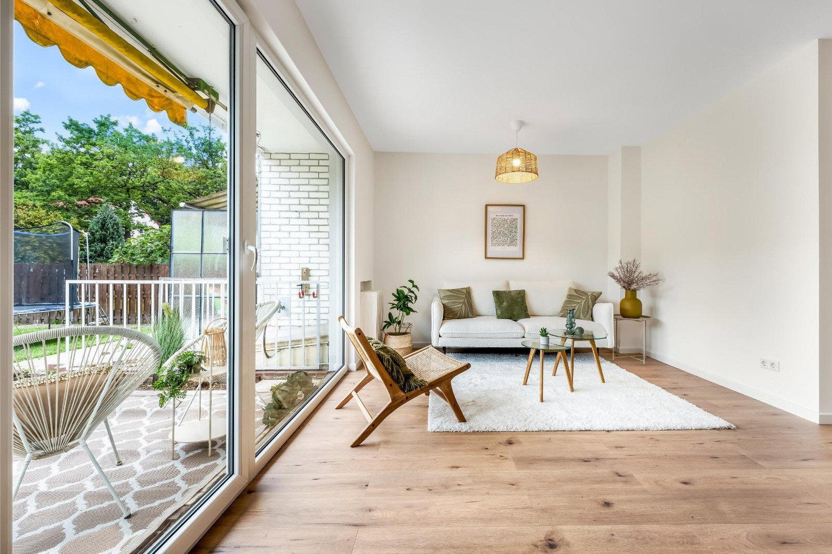 Foto 5 von 12 — Frisch renoviertes Familienglück mit 5 Zimmern und Garten in Bremen-Vegesack