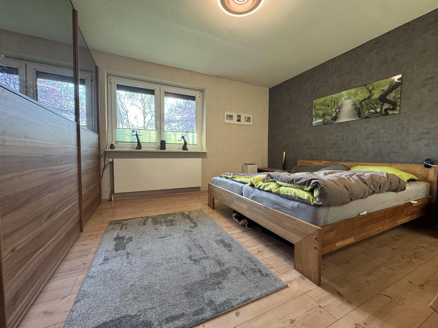 Foto 11 von 12 — modernisiertes Ein-/Zweifamilienhaus mit Feldblick - PROVISIONSFREI