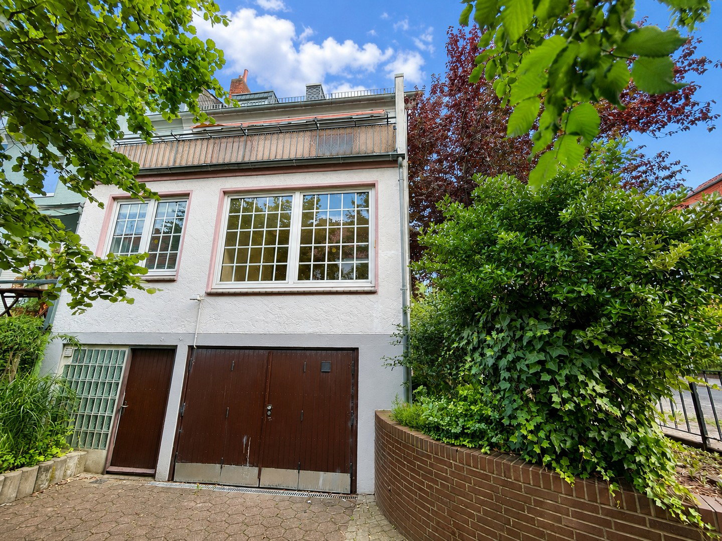 Foto 2 von 12 — Reihenendhaus mit Balkon und Garage in beliebter Lage !
