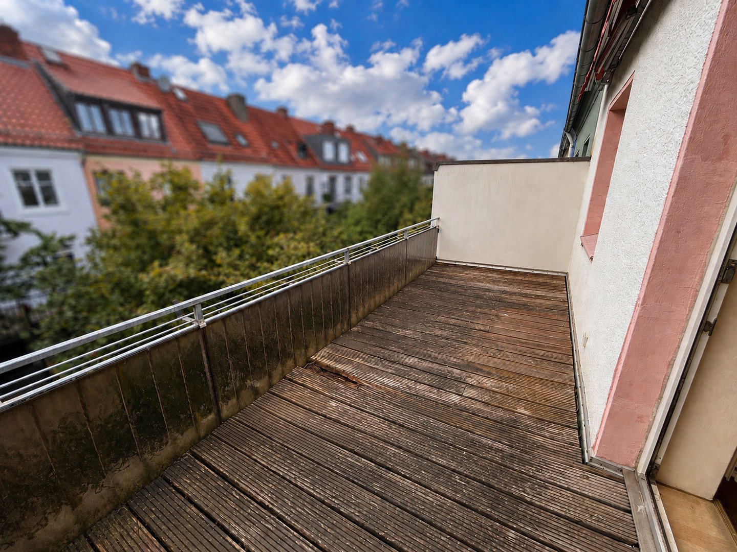Foto 11 von 12 — Reihenendhaus mit Balkon und Garage in beliebter Lage !