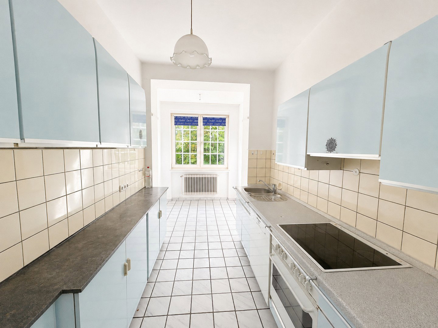 Foto 5 von 12 — Reihenendhaus mit Balkon und Garage in beliebter Lage !