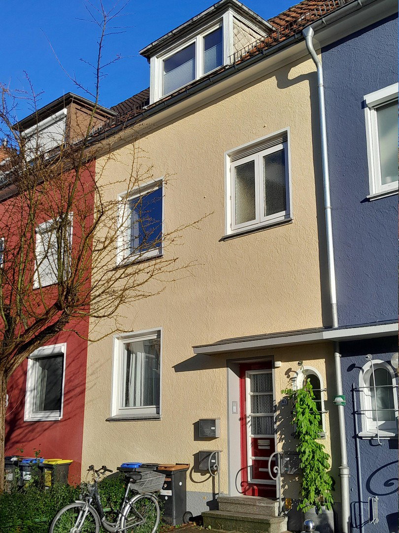 Foto 4 von 12 — Kleines MFH mit drei Wohnungen und Garten - Bremen-Osterfeuerberg
