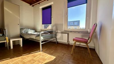 Foto 3 von 6 — RENDITESTARKES MEHRFAMILIENHAUS IN ZENTRALER LAGE