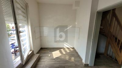 Foto 3 von 5 — KERNSANIERT MIT 3 BÄDERN, FÜR MACHER