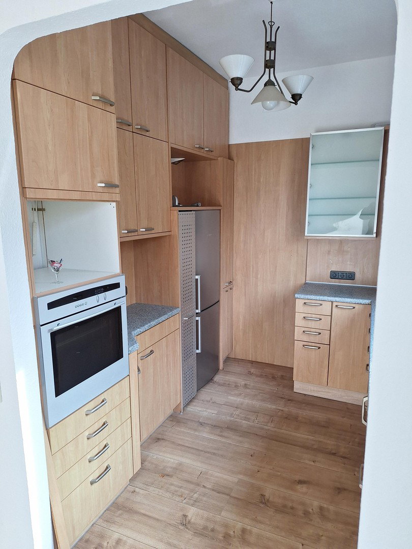 Foto 7 von 12 — Privatverkauf: 1-2 FH direkt am Klinikum Mitte