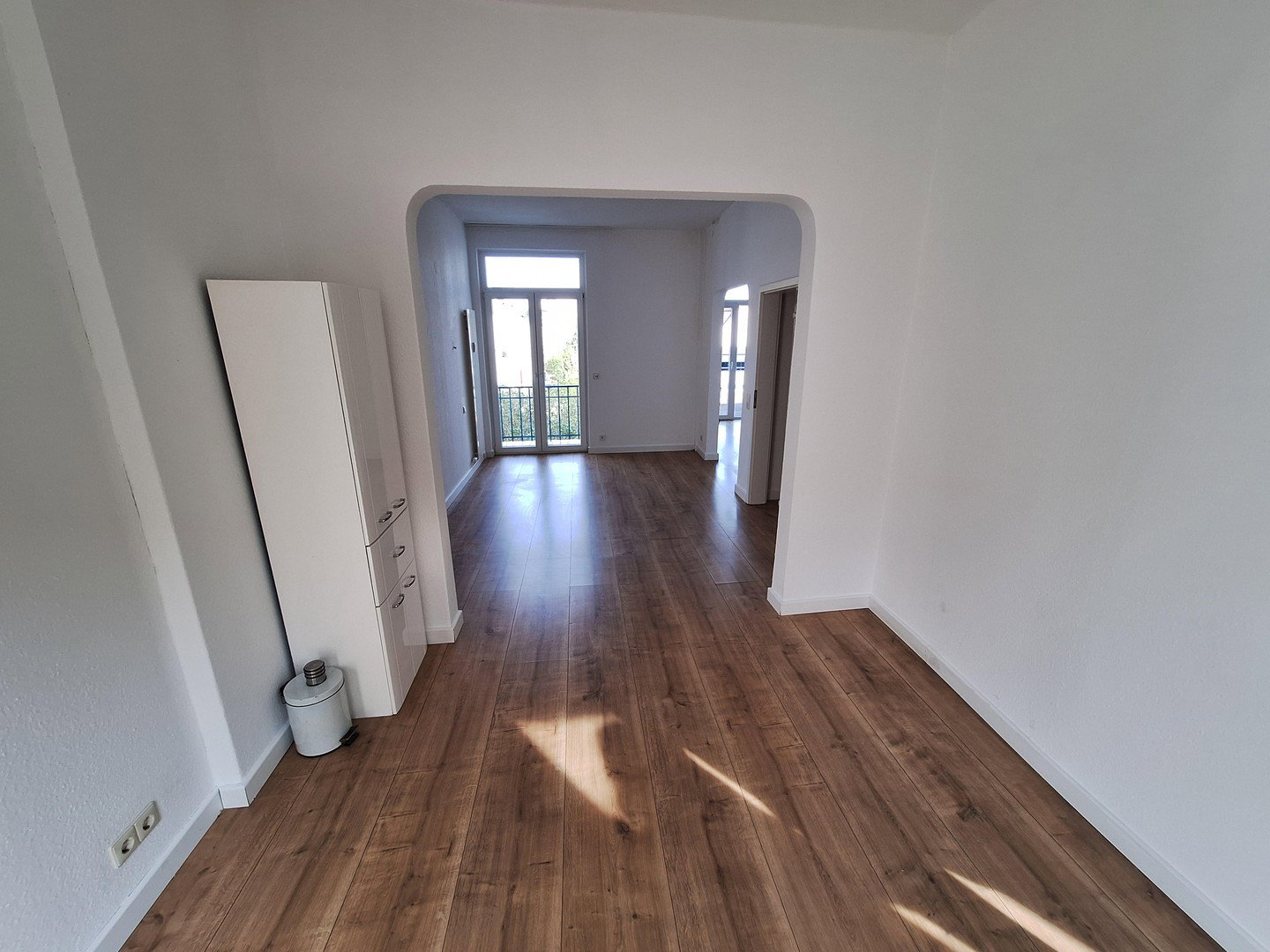 Foto 5 von 12 — Privatverkauf: 1-2 FH direkt am Klinikum Mitte
