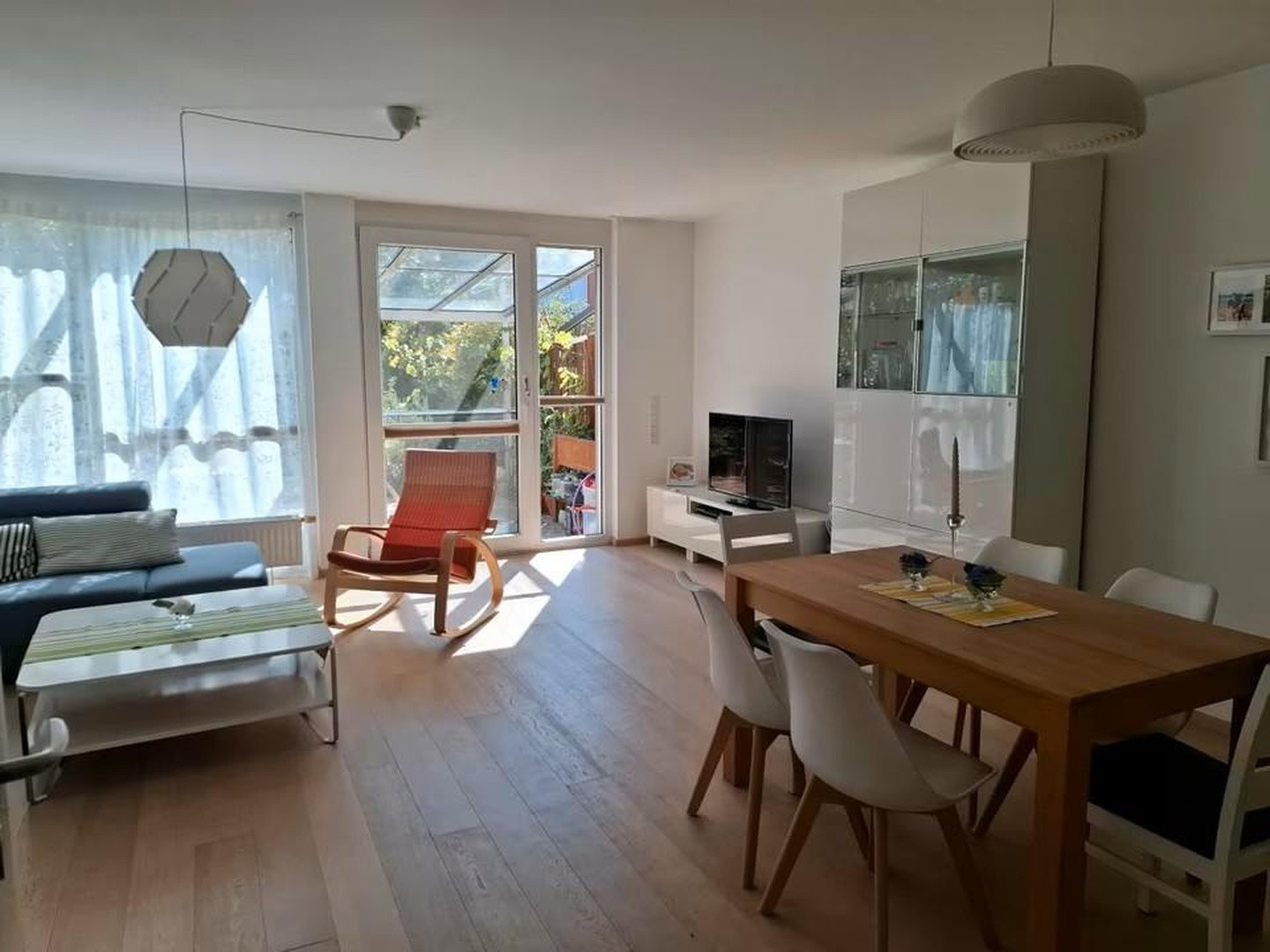 Foto 2 von 12 — Von Privat: energiesparsames Reihenhaus mit Blick ins Grüne