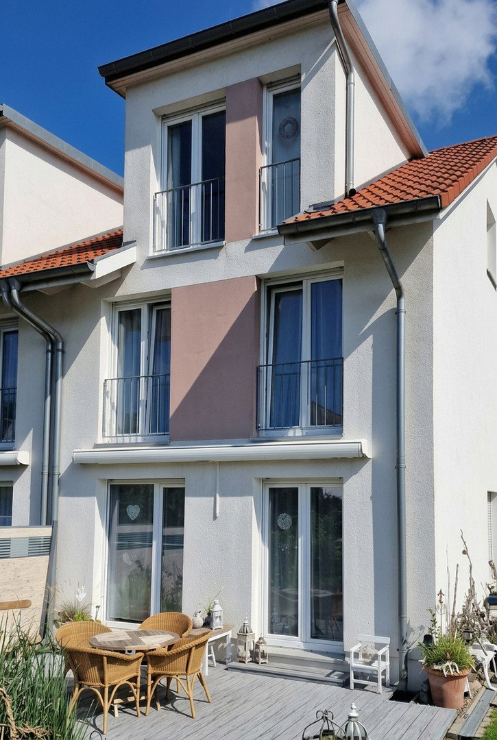 Foto 6 von 12 — - Provisionsfrei - Energieeffiziente Doppelhaushälfte mit hochwertiger Ausstattung am Öjendorfer See