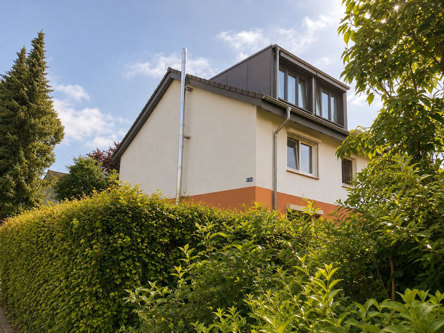 Foto 12 von 12 — Einziehen statt renovieren – 160 m² Familienwohnen im Norden Bramfelds, nahe Wellingsbüttel