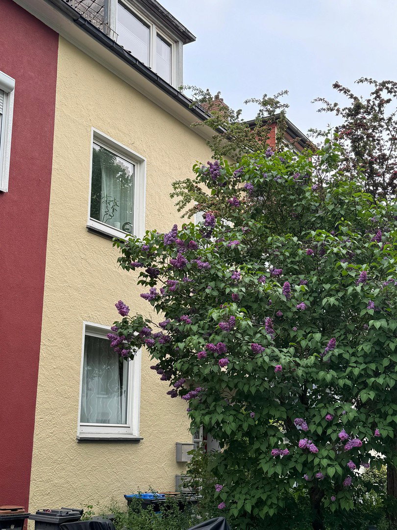 Foto 3 von 12 — Kleines MFH mit drei Wohnungen und Garten - Bremen-Osterfeuerberg