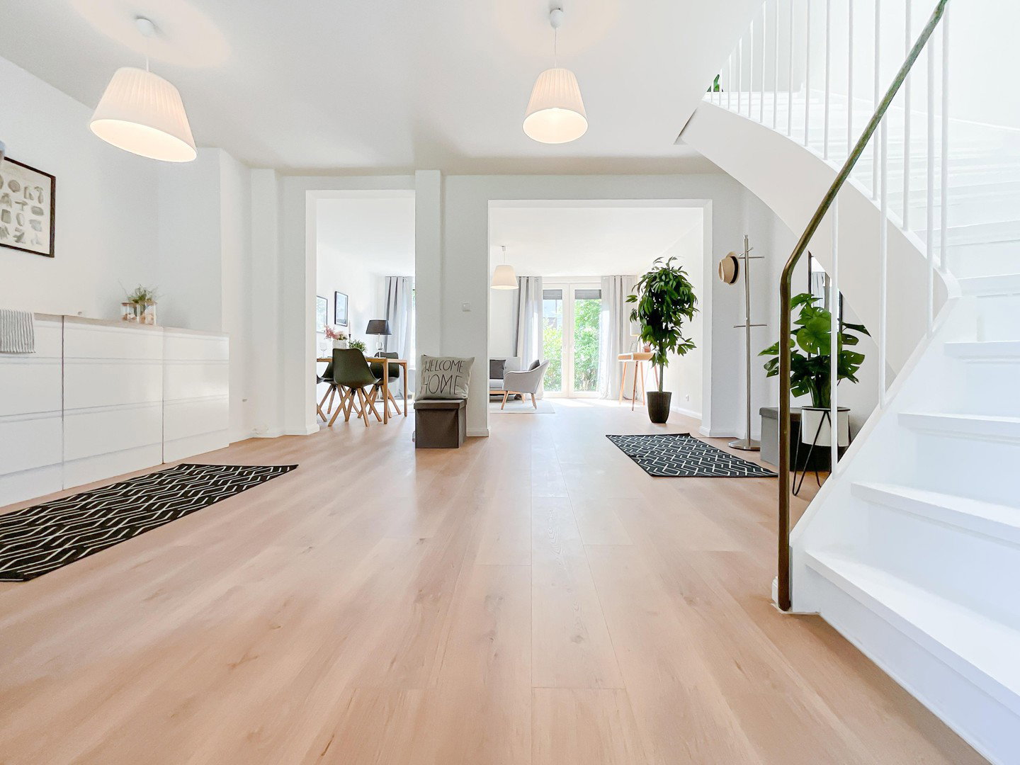 Foto 1 – Wohnen mit Freiraum – charmantes Reihenhaus in Hamburg-Schnelsen