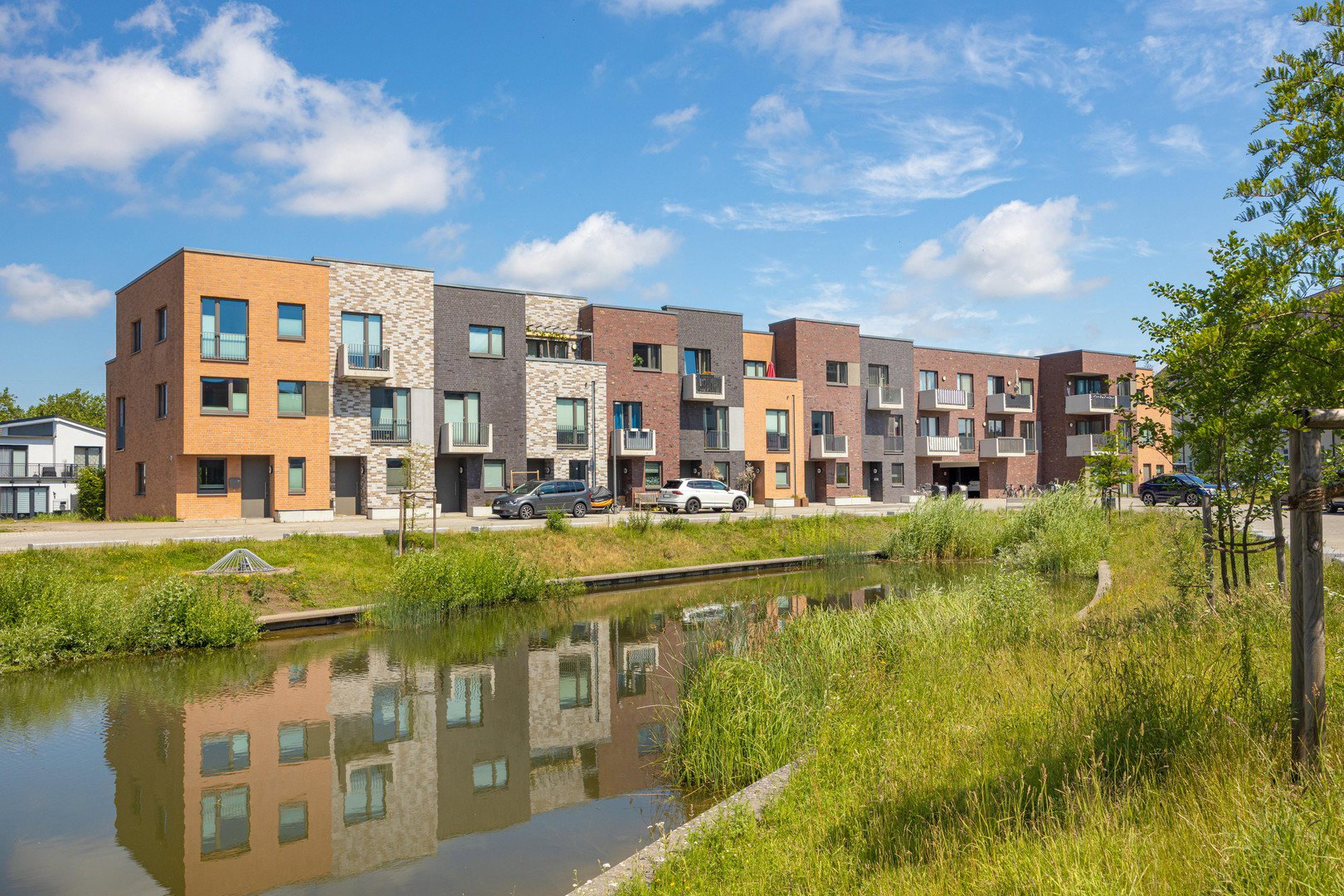 Foto 2 von 12 — Hochwertiges Townhouse mit Dachterasse und Wasserblick
