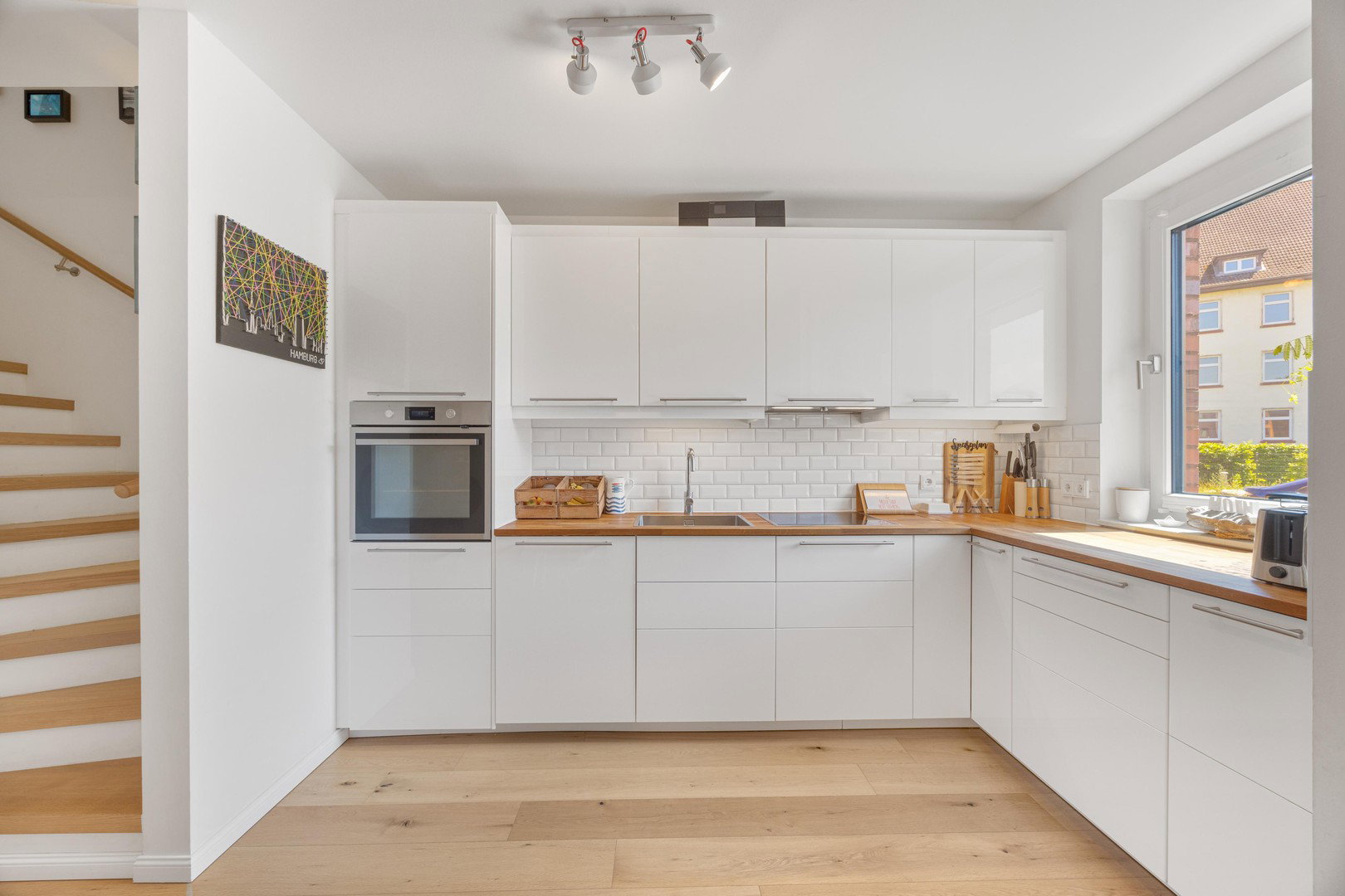 Foto 5 von 12 — Hochwertiges Townhouse mit Dachterasse und Wasserblick