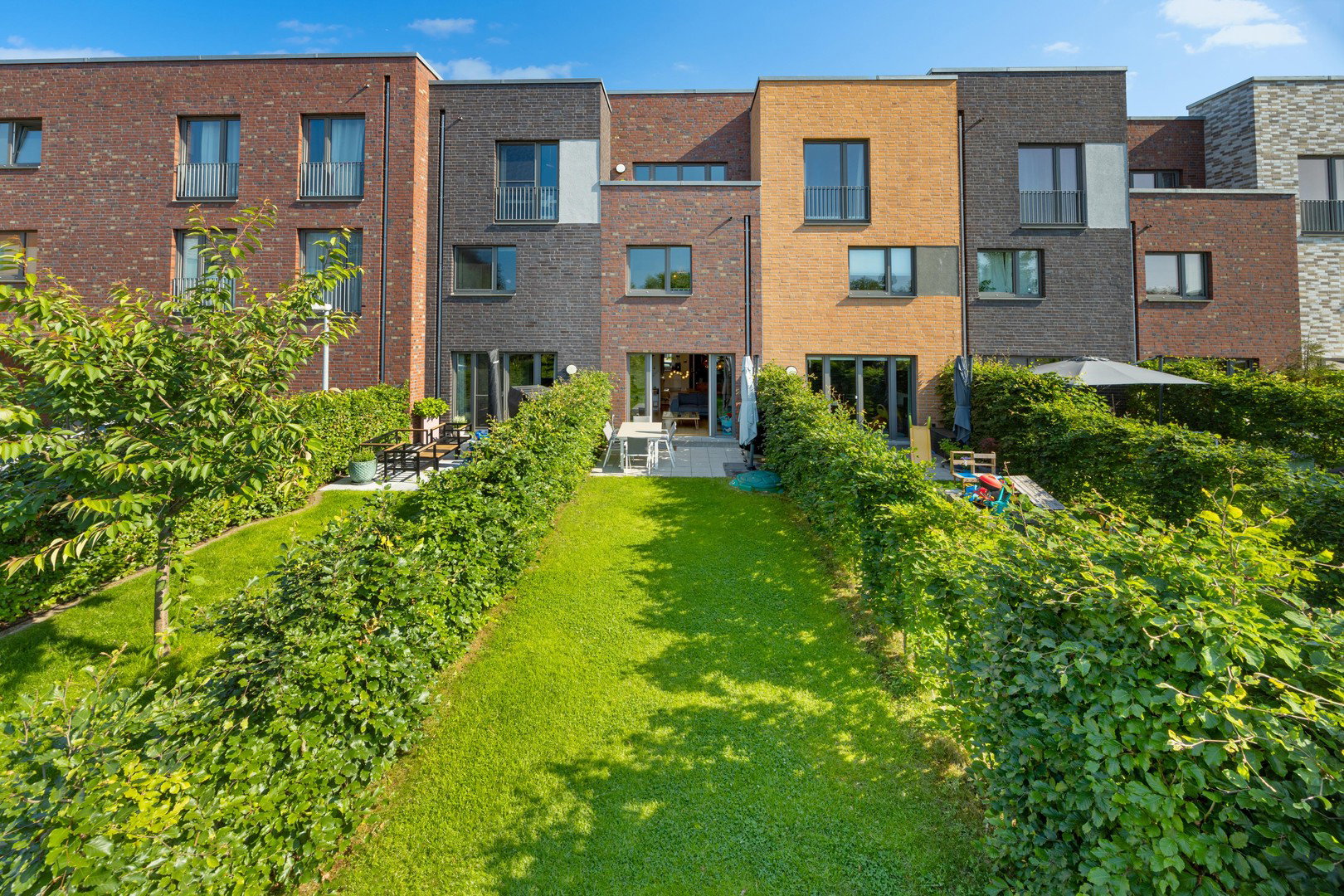 Foto 12 von 12 — Hochwertiges Townhouse mit Dachterasse und Wasserblick