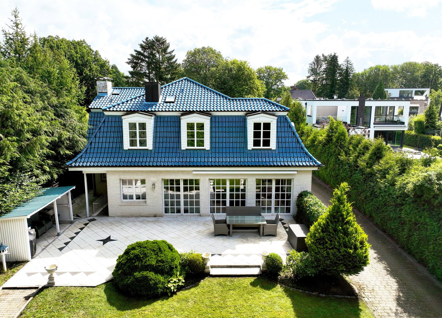 Foto 4 von 12 — Exklusive Villa in Hamburg-Hohensasel – Eleganz, Privatsphäre & Lebensqualität