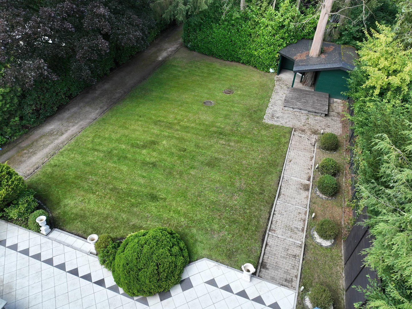 Foto 7 von 12 — Exklusive Villa in Hamburg-Hohensasel – Eleganz, Privatsphäre & Lebensqualität