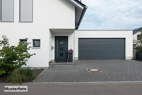 Foto 1 von 1 — Charmante Einfamilien-Doppelhaushälfte mit Garten