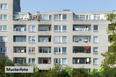 Foto 1 von 1 — Vierfamilienhaus-Altbau mit Fertigstellungsbedarf