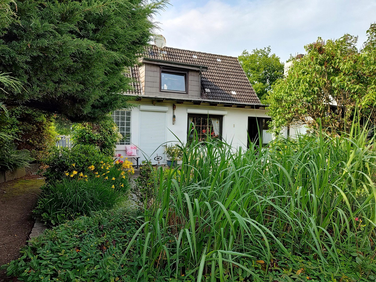 Foto 9 von 12 — Einfamilienhaus mit großem Garten in Hamburg Iserbrook