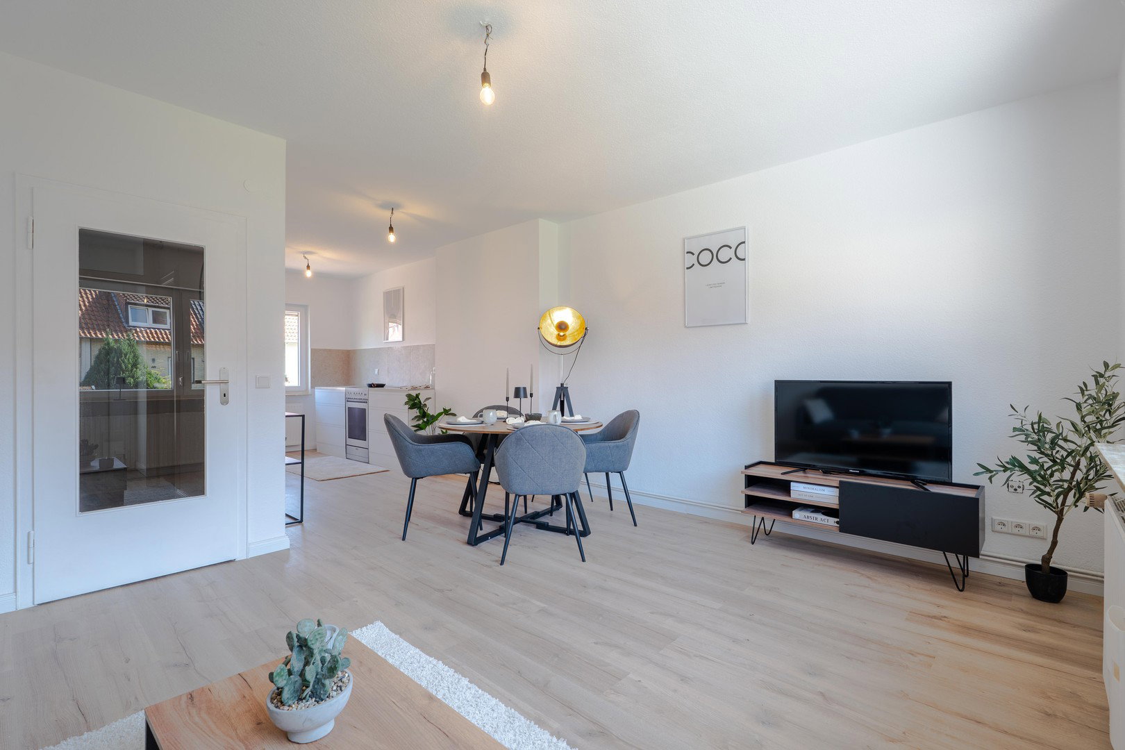Foto 3 von 12 — Einziehen & wohlfühlen – modernisiertes Reihenhaus