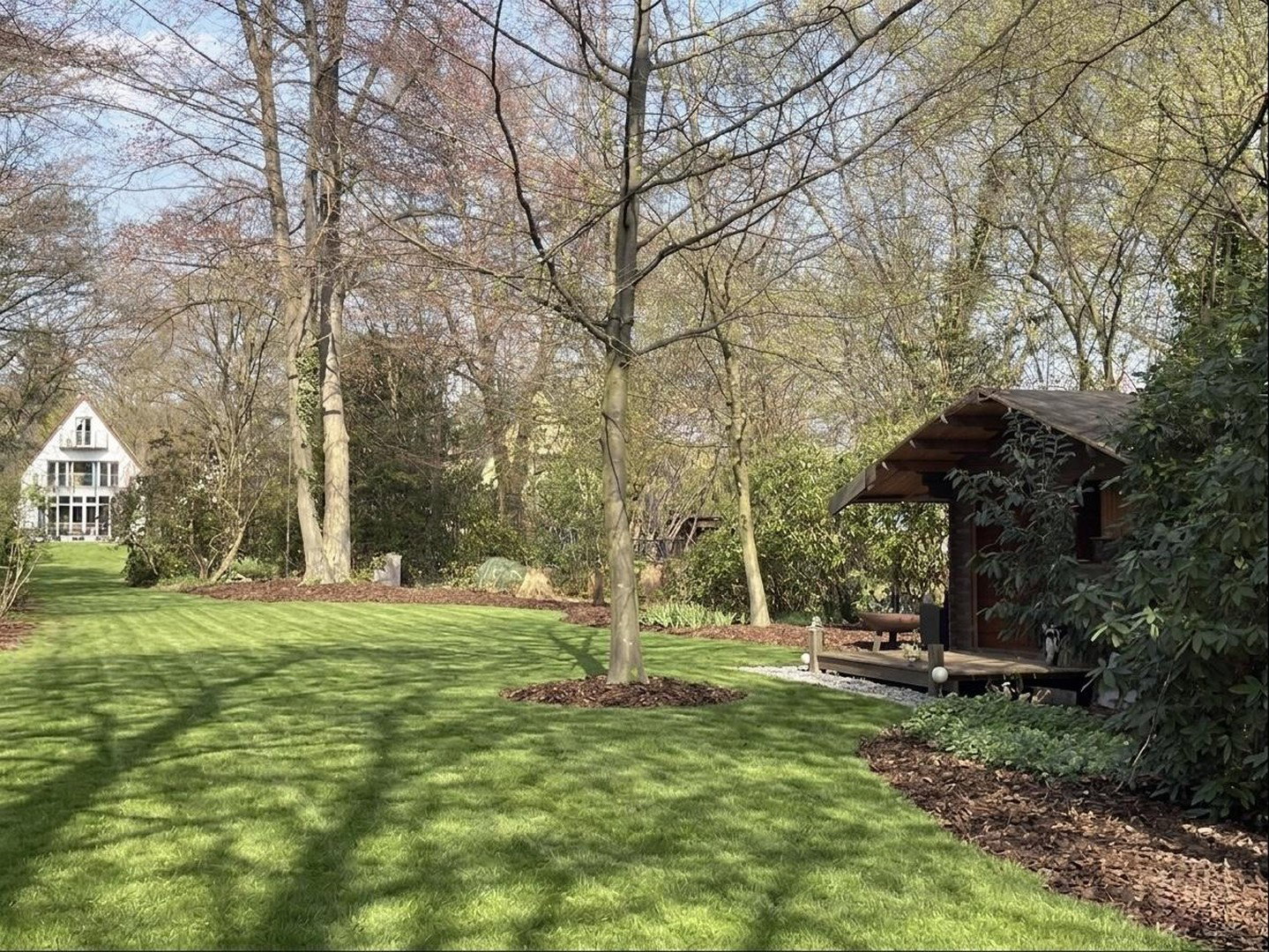 Foto 6 von 12 — Exklusives Bremer Haus am See – Parkgrundstück & Bauland