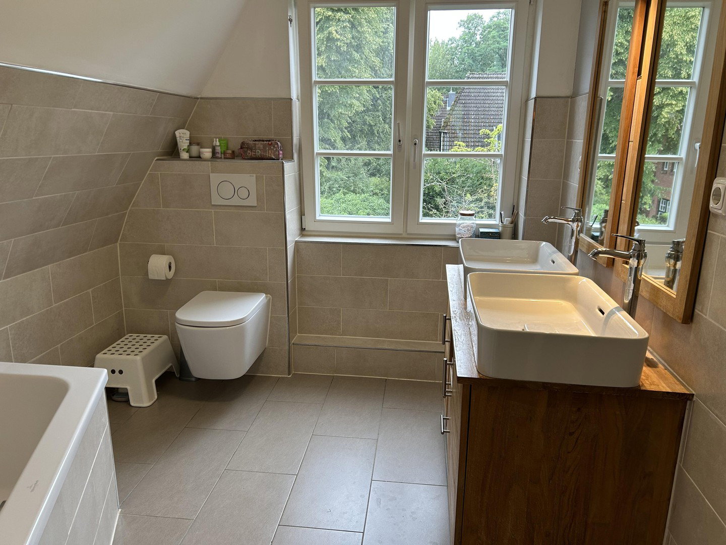 Foto 12 von 12 — Traumhafter hanseatischer Rotklinker mit großem Garten in bester Lage von Volksdorf