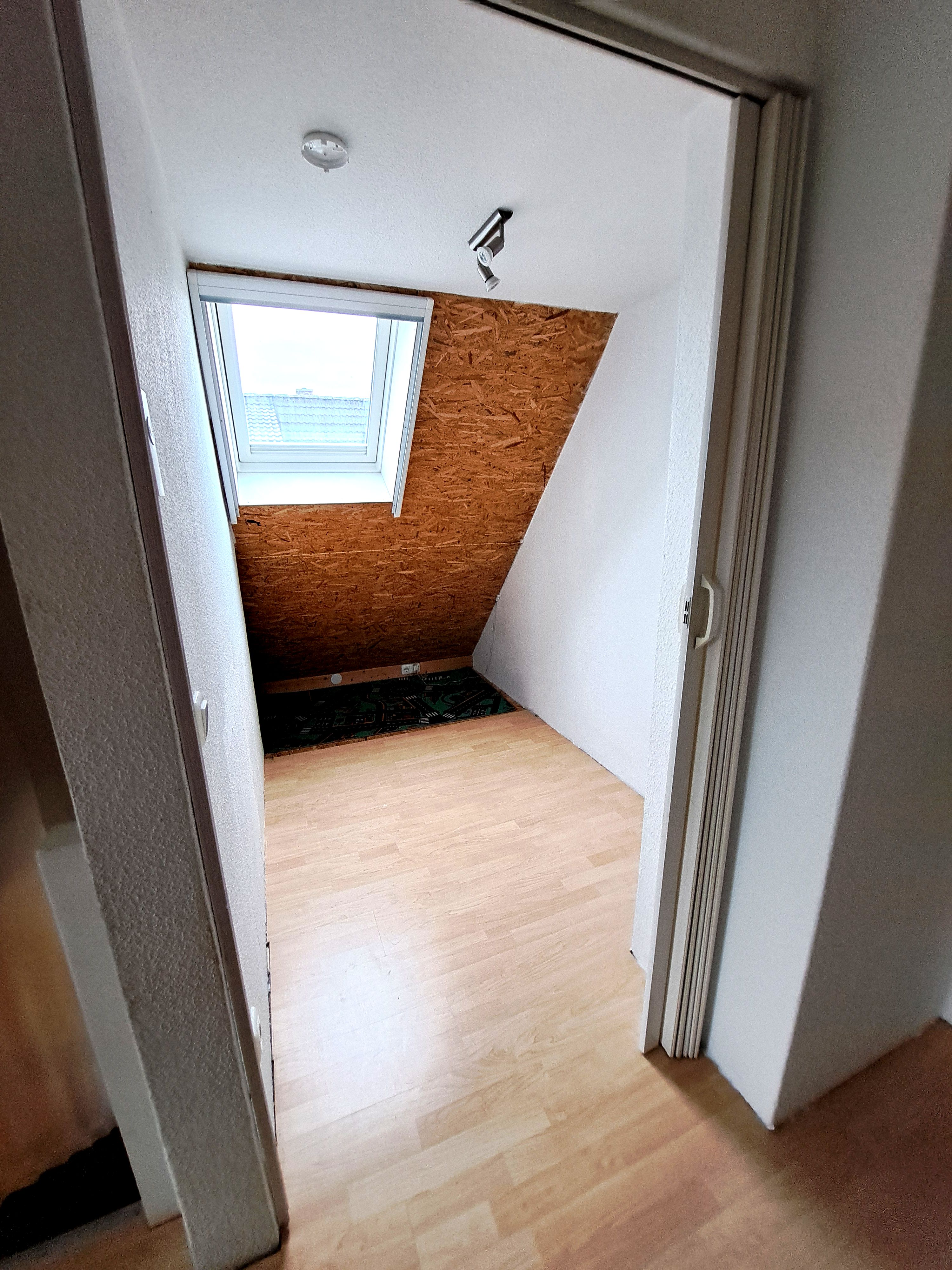Foto 7 von 12 — Renoviertes EFH in der Märchensiedlung v. Privat