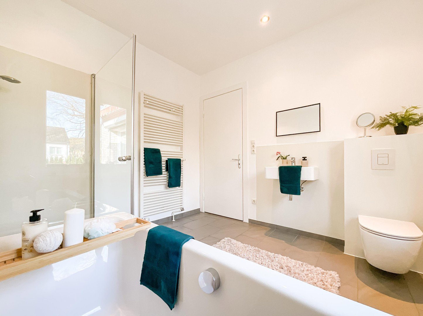 Foto 7 von 12 — Einziehen, ankommen: Modernisiertes zuHAUSe am Tibarg