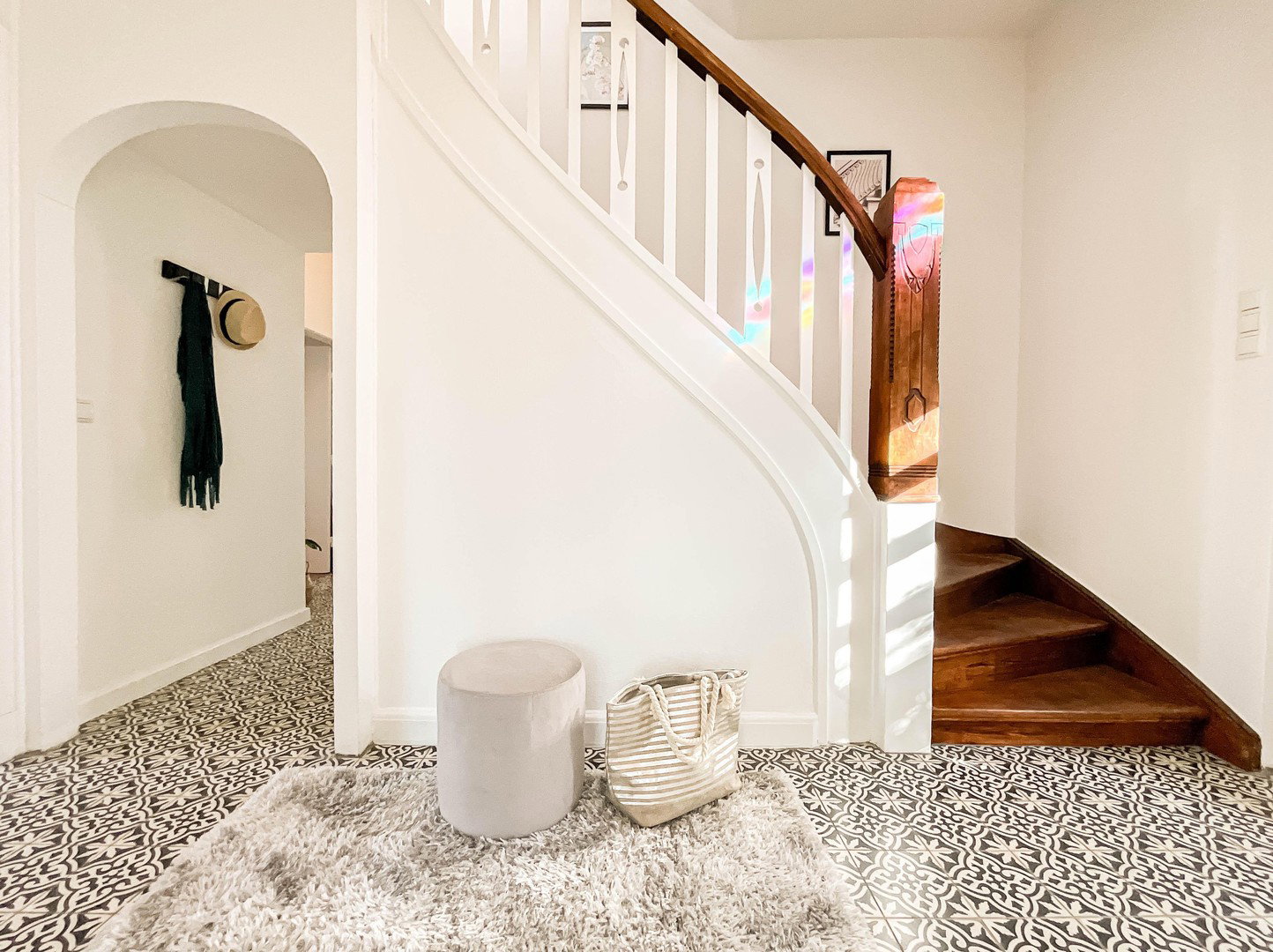 Foto 1 von 12 — Einziehen, ankommen: Modernisiertes zuHAUSe am Tibarg