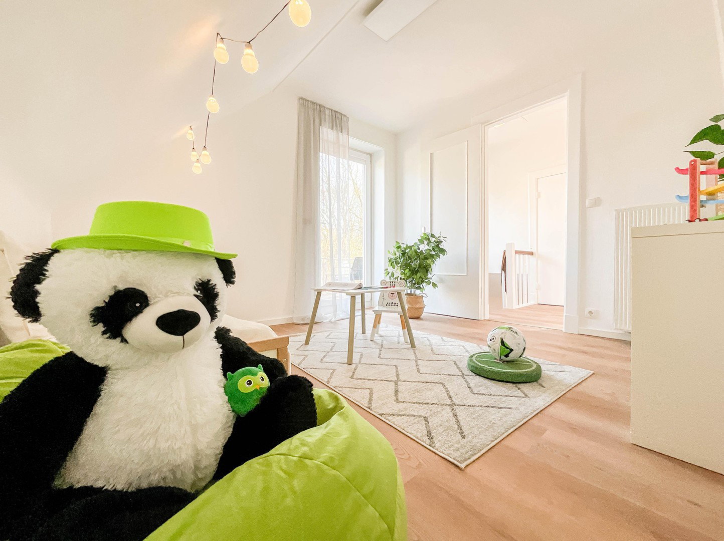 Foto 9 von 12 — Einziehen, ankommen: Modernisiertes zuHAUSe am Tibarg