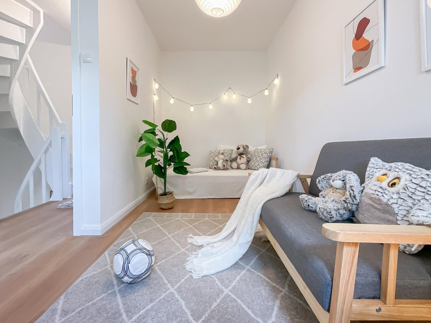 Foto 5 von 9 — Familienleben mit viel Platz – Reihenmittelhaus mit Garten und Dachgeschoss