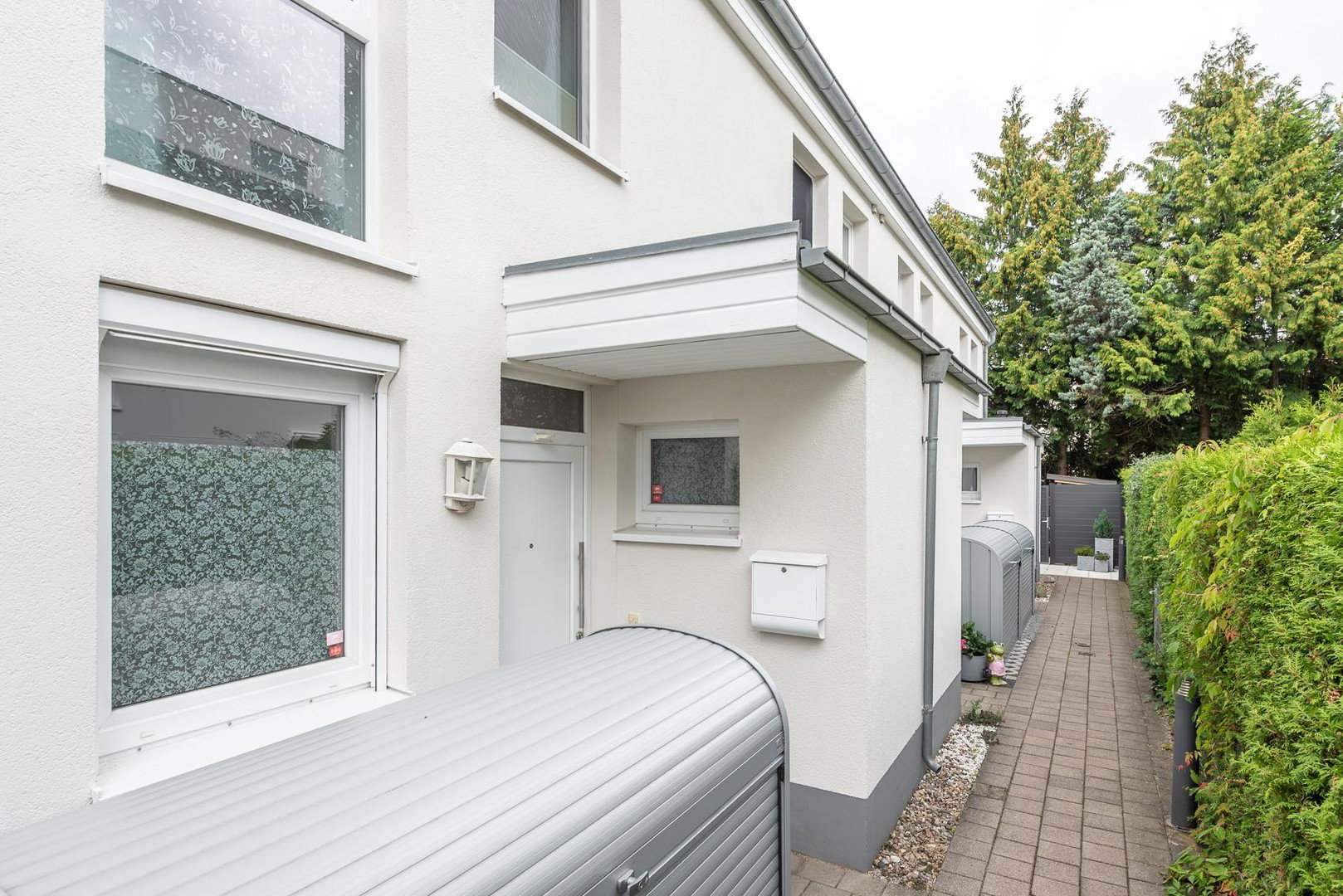 Foto 1 von 12 — Zentrales und energieeffizientes Townhouse mit Tiefgarage und Keller