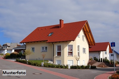 Foto 1 von 1 — Charmante Einfamilien-Doppelhaushälfte mit Garten