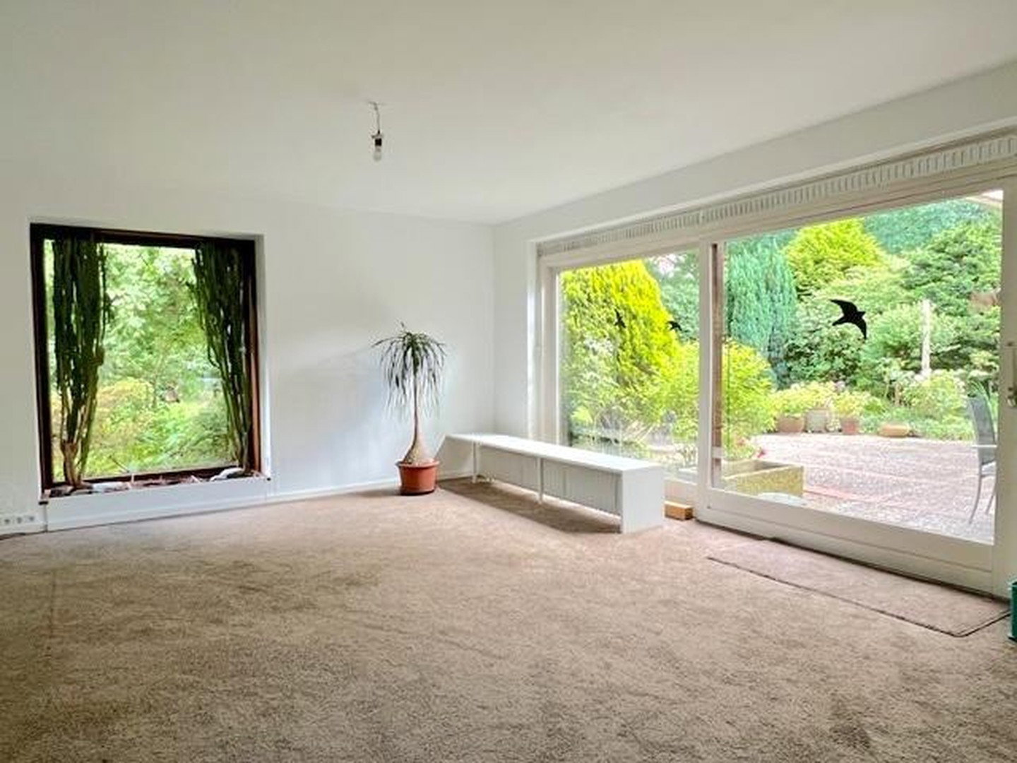 Foto 4 von 12 — Rissen - Bungalow mit Entwicklungspotential **courtagefrei**