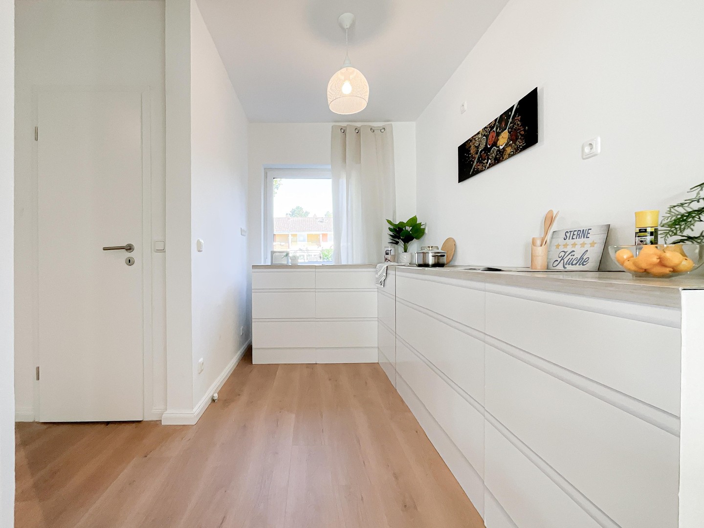 Foto 4 von 10 — Viel Platz für die Familie – saniertes Reihenhaus mit Wintergarten - sofort bezugsfrei