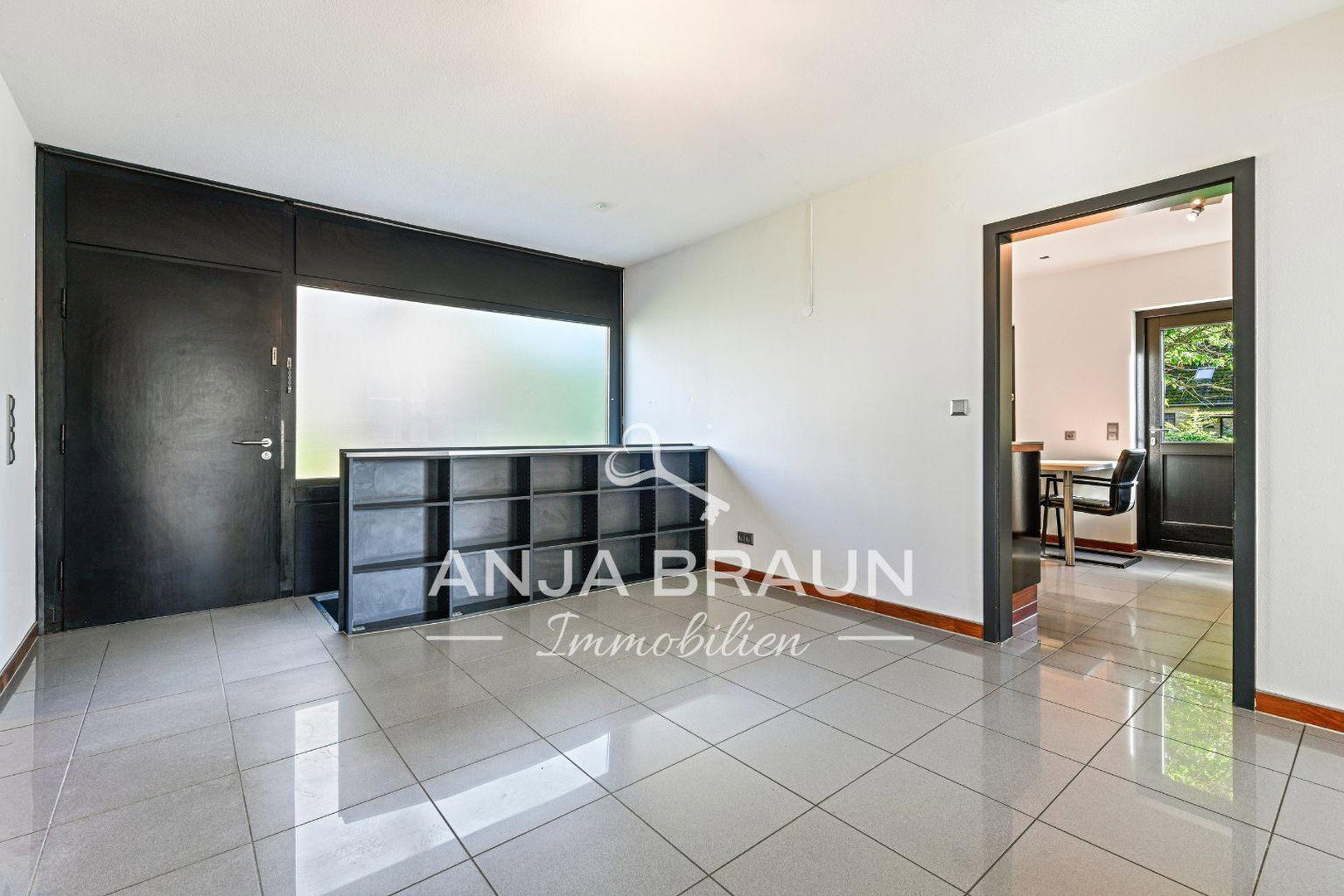 Foto 11 von 12 — Freistehend in Schnelsen | ca. 247 m² Wohn- u. Nutzfläche