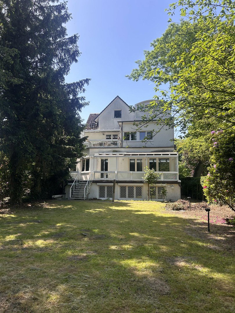 Foto 2 von 12 — 3 Familienhaus in Marienthal mit freier Eigentümerwohnung