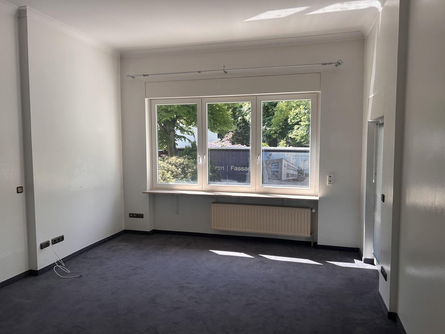 Foto 3 von 12 — 3 Familienhaus in Marienthal mit freier Eigentümerwohnung