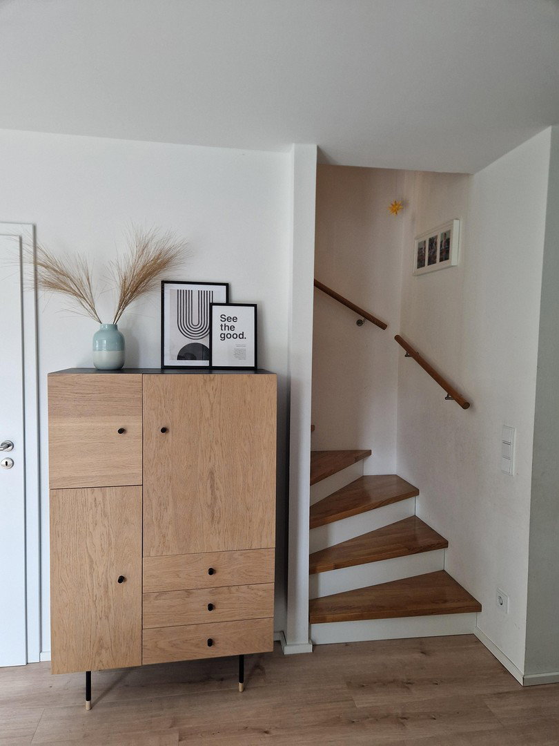 Foto 1 von 12 — Von Privat: Neuwertiges Reihenendhaus in Familienstraße