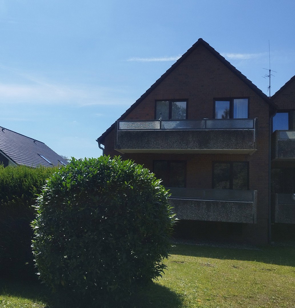 Foto 2 von 12 — Geräumiges Wohnhaus für mehrere Generationen – inklusive Tiefgarage