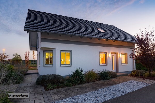 Foto 1 von 1 — Freistehendes Einfamilienhaus mit viel Platz für die Familie