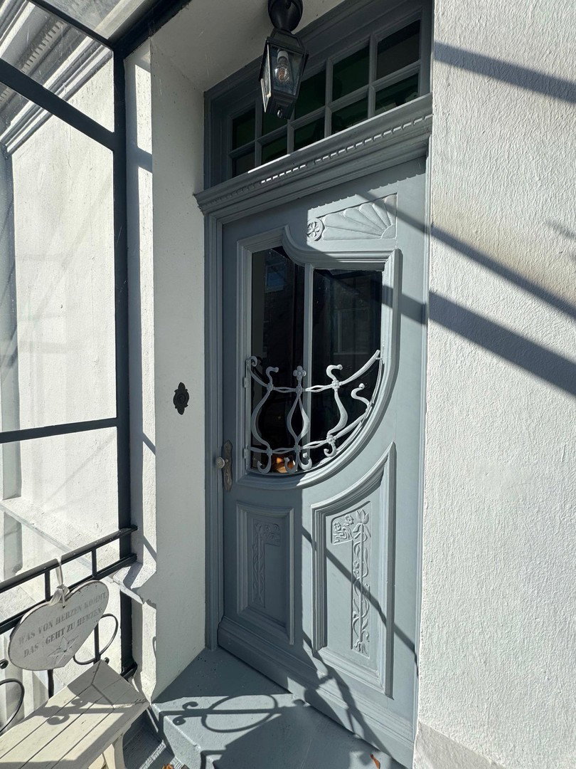 Foto 7 von 12 — Jugendstil trifft Zukunft: Grosszügige Villenhälfte m. Garten in HH-Blankenese