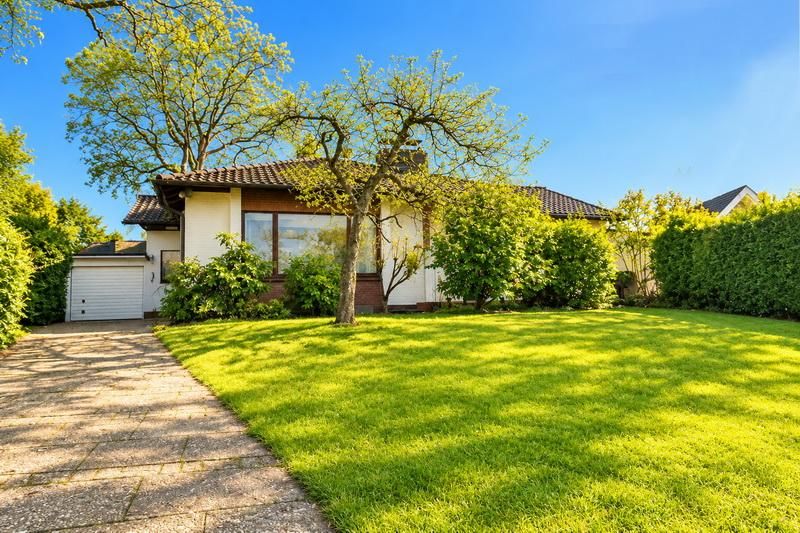Foto 3 von 11 — !!! ALLES AUF EINER EBENE IM ALSTERTAL !!! 118 m² Wohnfläche auf 740 m² Grundstück!!!